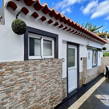 Modern Minimalist Studio With Essential Comfort Funchal  Exterior foto